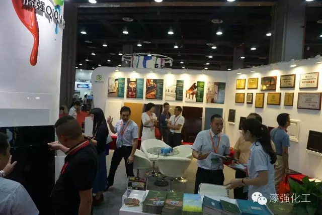蜜桃视频在线视频化工亮光漆廠家中博會現場2
